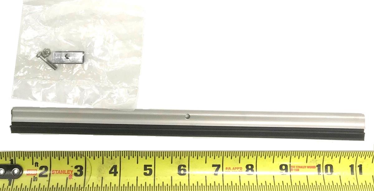 HM-1234 | HM-1234  HMMWV Windshield Wiper Blade  (2).jpg