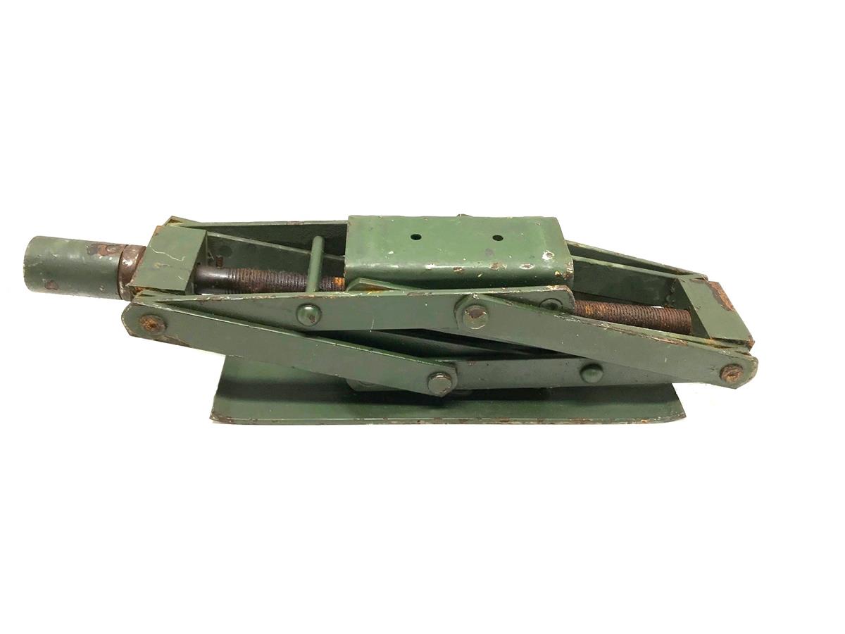 HM-1292 | HM-1292  Scissor Jack HMMWV (1).jpg