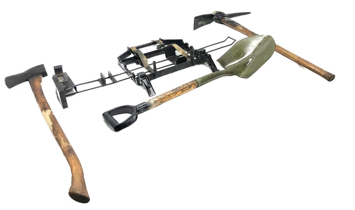 HM-1330 | HM-1330  Pioneer Stowage Tool Tray  Rack with Straight Mounting Clamps Assembly With BII Kit HMMWV (9).jpg