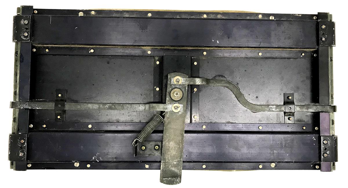 HM-1405 | HM-1405  Ambulance Sliding Seat With Cushion HMMWV (4).jpeg