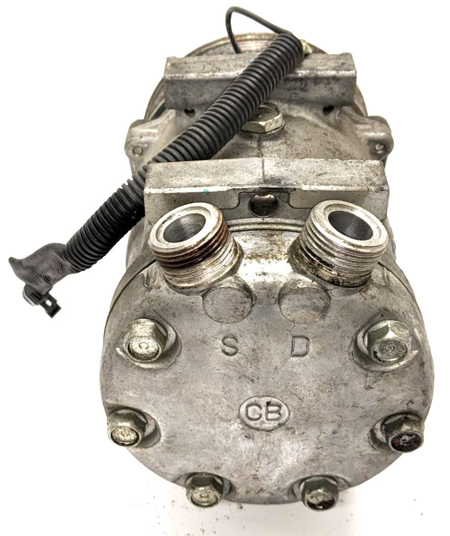 HM-1531 | HM-1531 HMMWV A-C Compressor.jpg