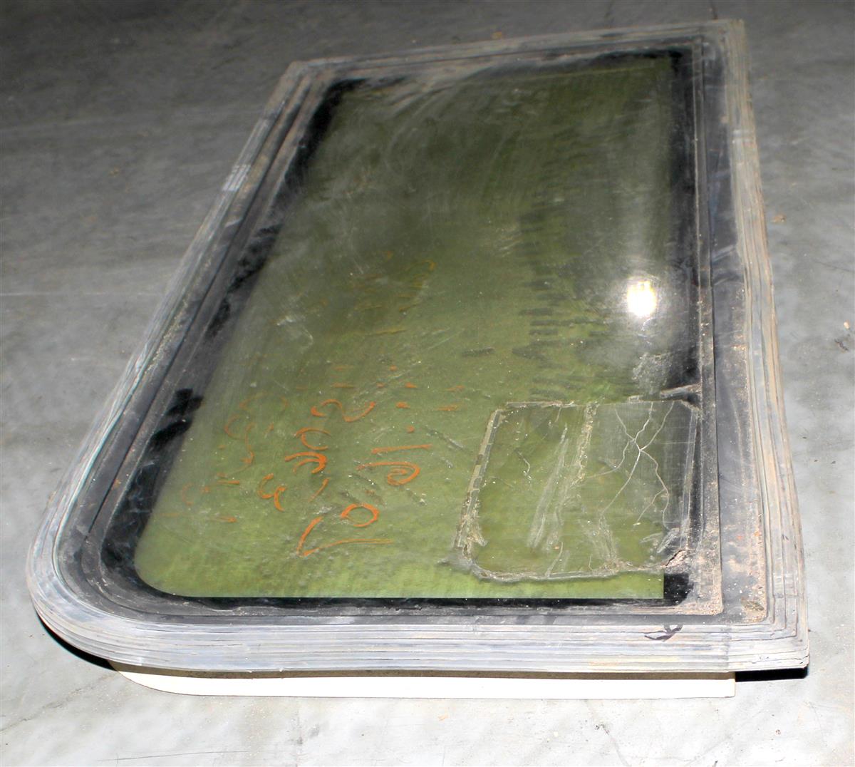 HM-1568 | HM-1568 Ballistic Passenger Side Windshield Window with Gasket HMMWV Update (5).JPG