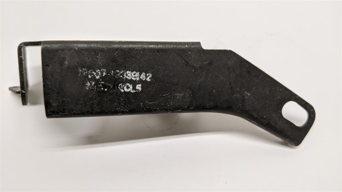 HM-1623 | HM-1622 accelerator cable bracket (3).jpg