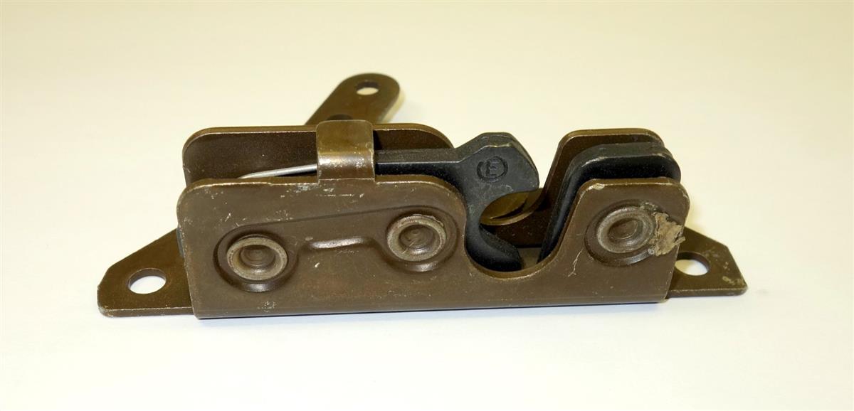HM-1961 | HM-1961 Right Passenger Side Door Latch (6).JPG
