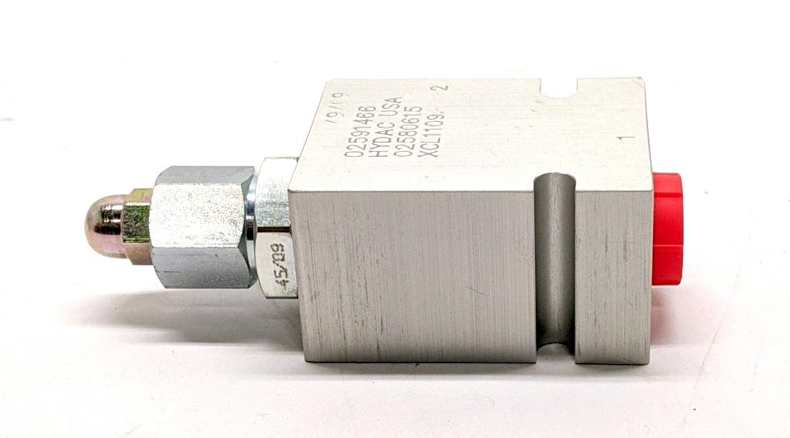 HM-1970 | HM-1970  Fluid Pressure Regulating Valve HMMWV (2).jpg
