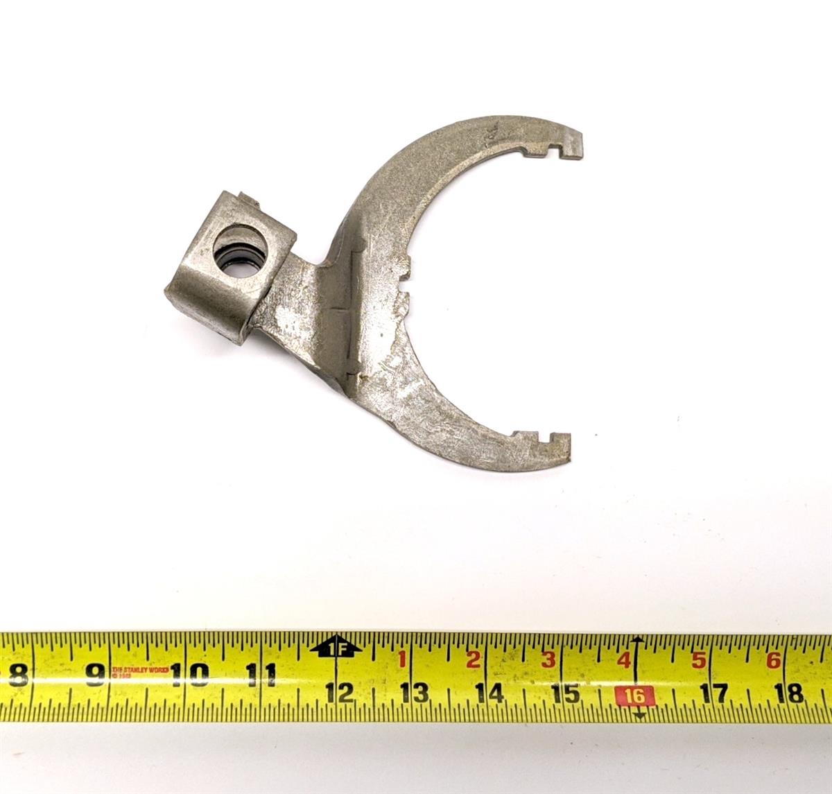 HM-1985 | HM-1985  Transfer Case Shifter Fork HMMWV  (7).jpg