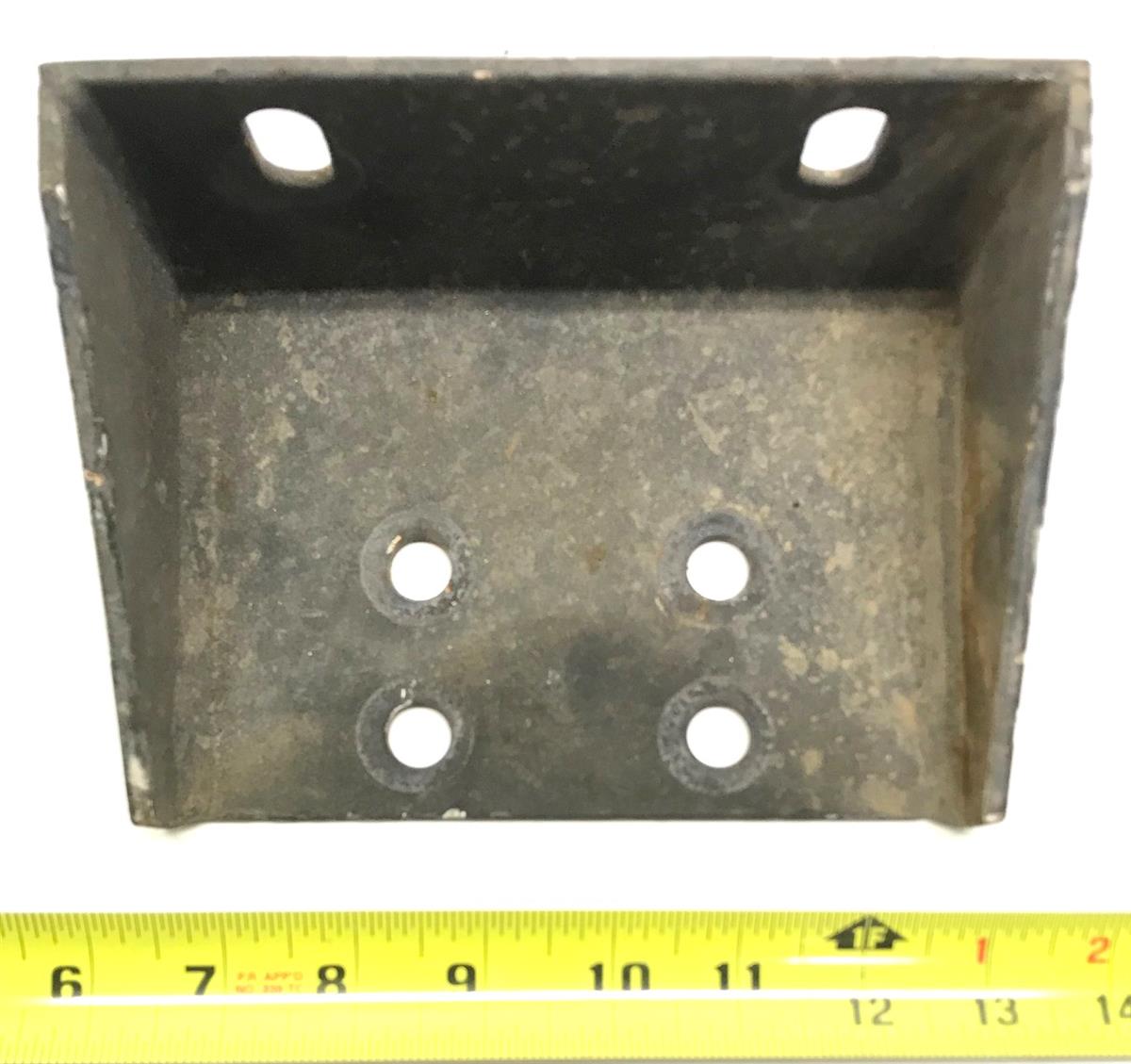 HM-302 | HM-302  Rear Bumper Inner Brackets Support  (1)(USED).jpg