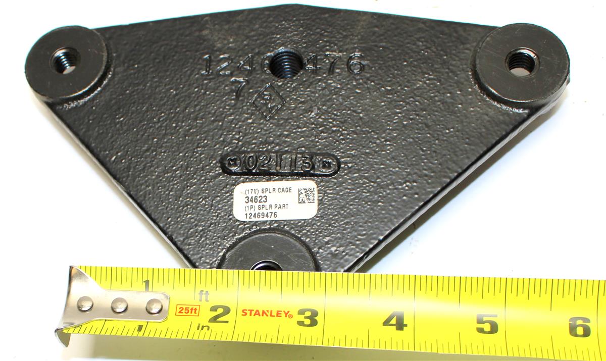 HM-3553 | HM-3553 Idler Pulley Mounting Bracket HMMWV (8).JPG