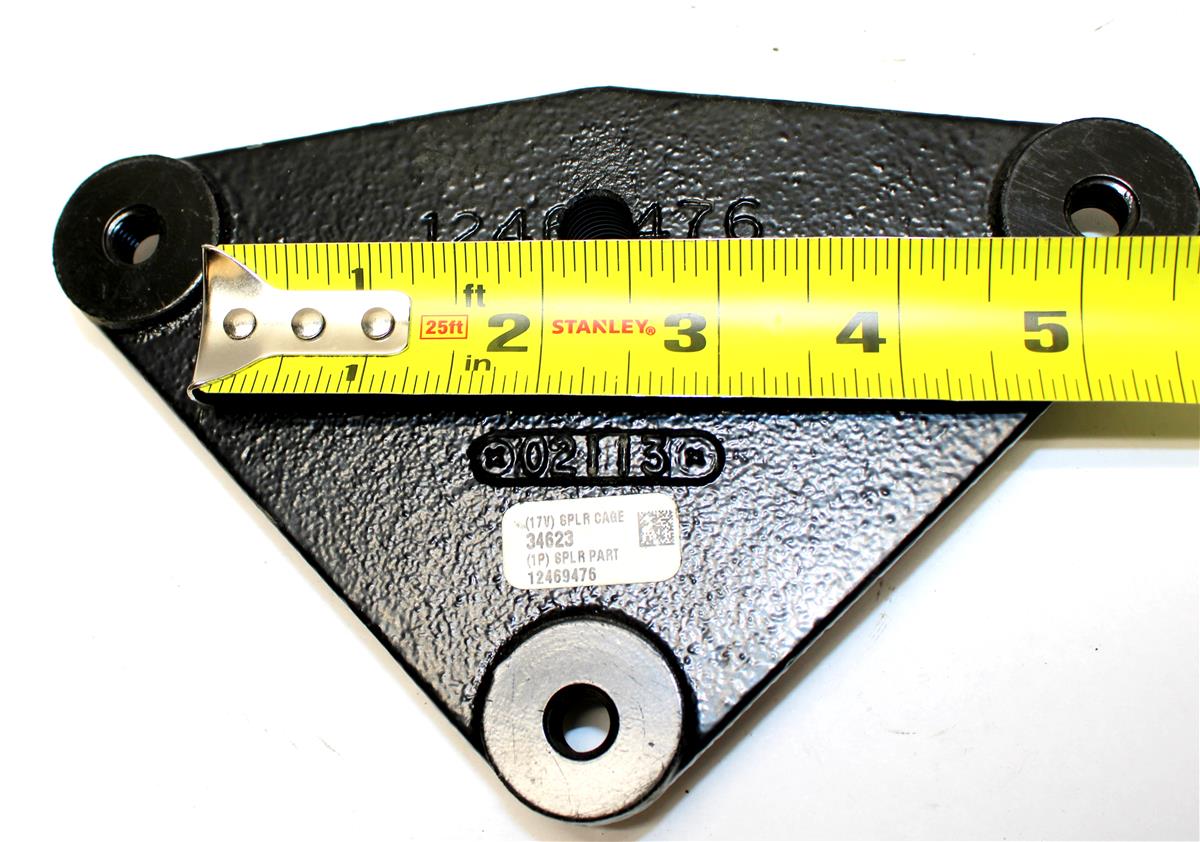 HM-3553 | HM-3553 Idler Pulley Mounting Bracket HMMWV (9).JPG