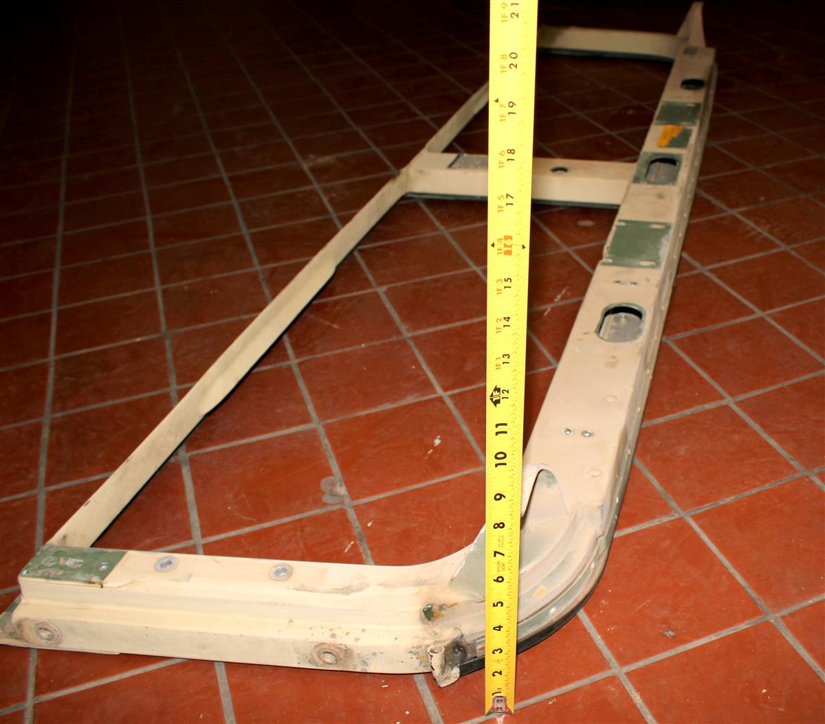 HM-3571 | HM-3571 Armored Windshield Frame HMMWV (21).JPG