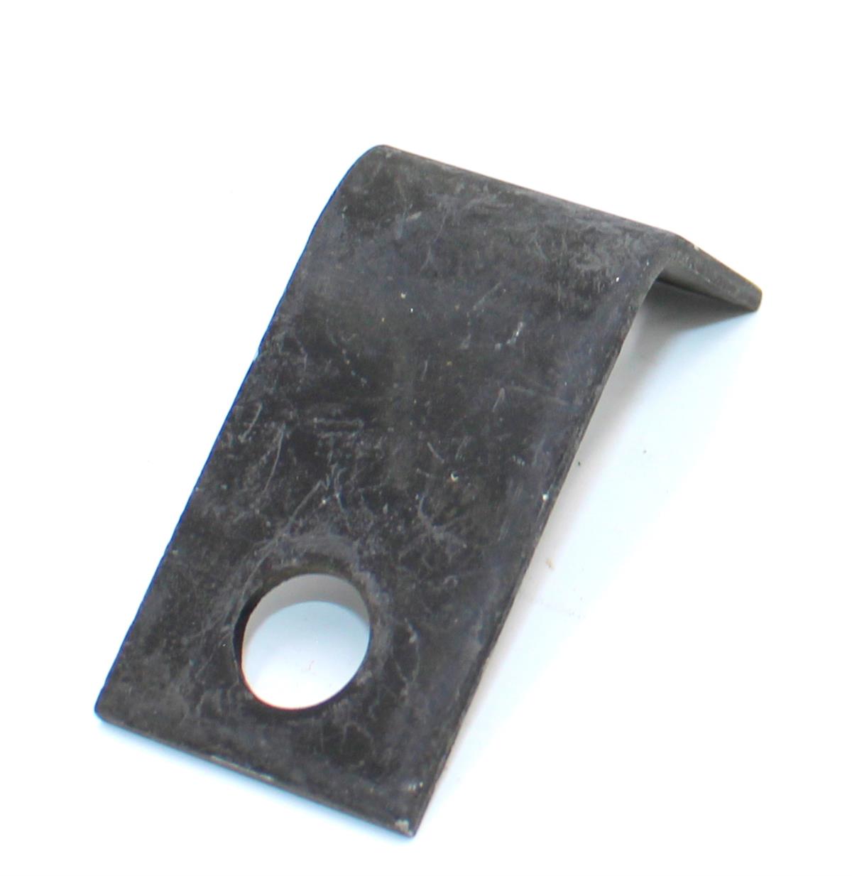 HM-3600 | HM-3600 Front Service Brake Lines Mounting Angle Bracket HMMWV (9).JPG