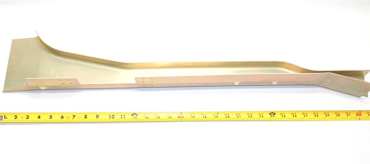 HM-3663 | HM-3663 Vertical A Pillar Right Rear HMMWV (2).JPG