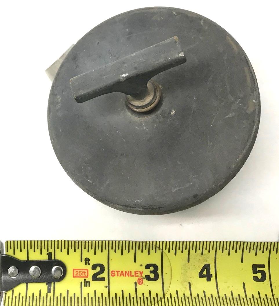 HM-371 | HM-371  HMMWV Fuel Filler Cap (3)USED.jpg