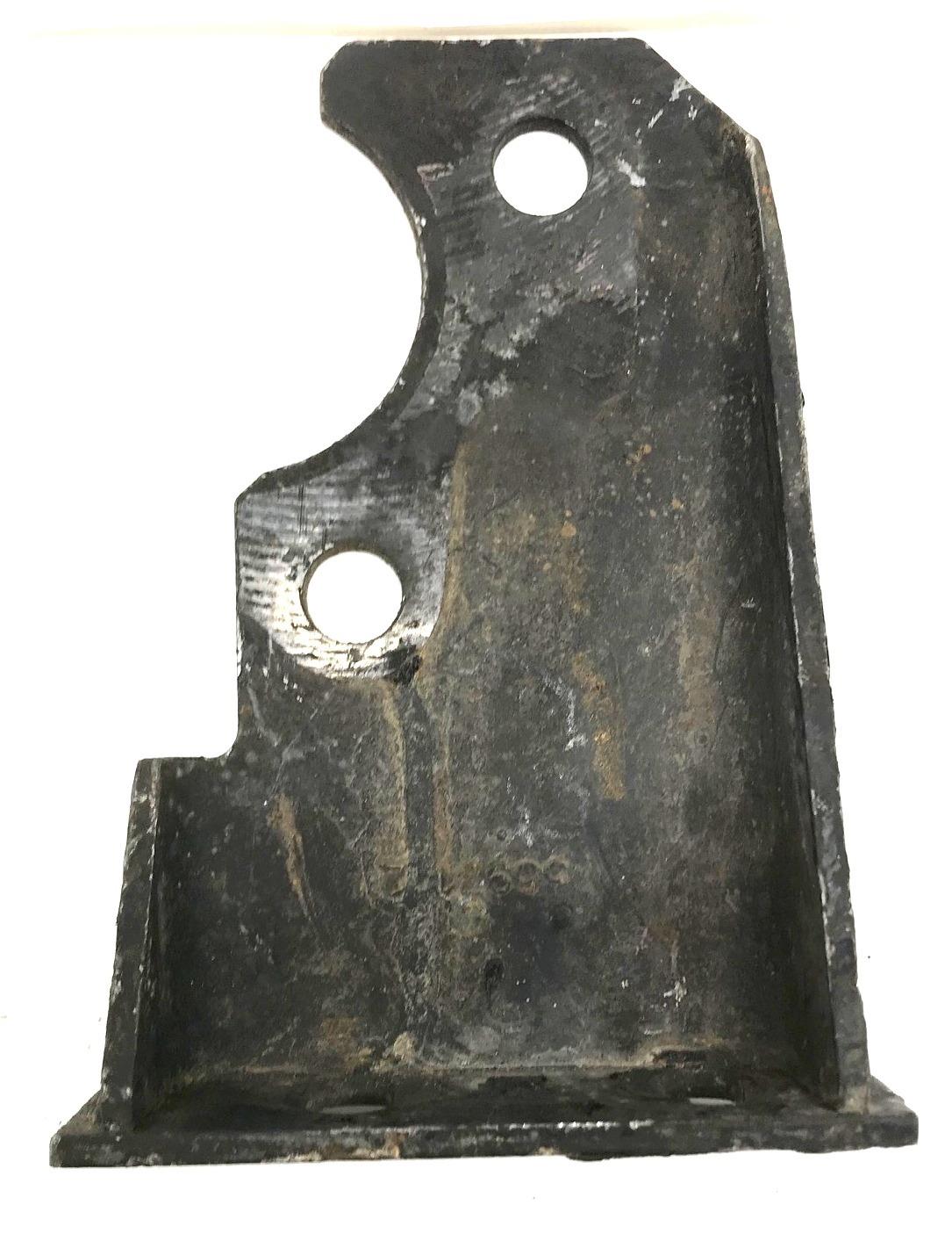 HM-411 | HM-411  Rear Differential Bracket - Right  Passenger Side (2)(USED).jpg
