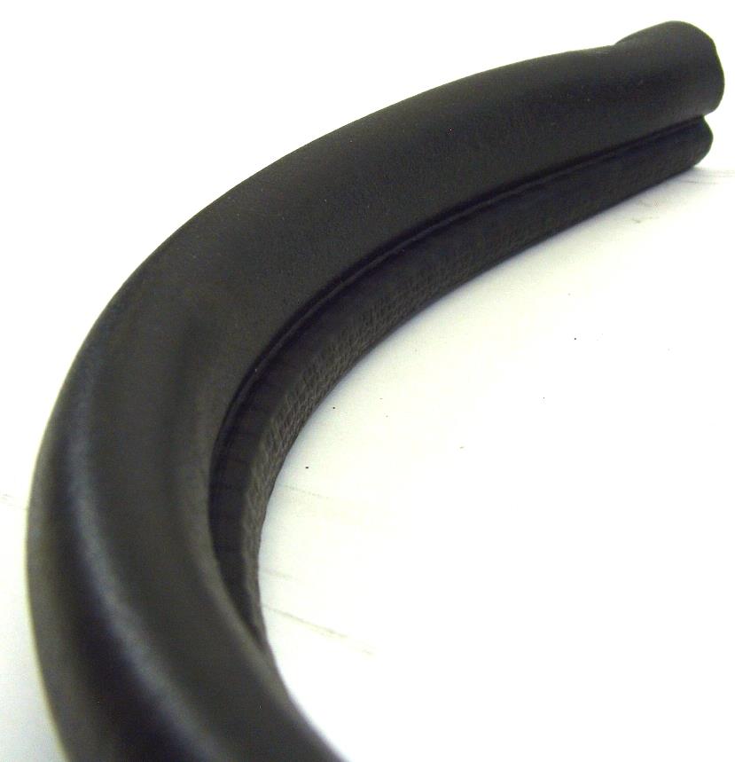 HM-418 | HM-418 HMMWV ambulance rear step seal (2).JPG