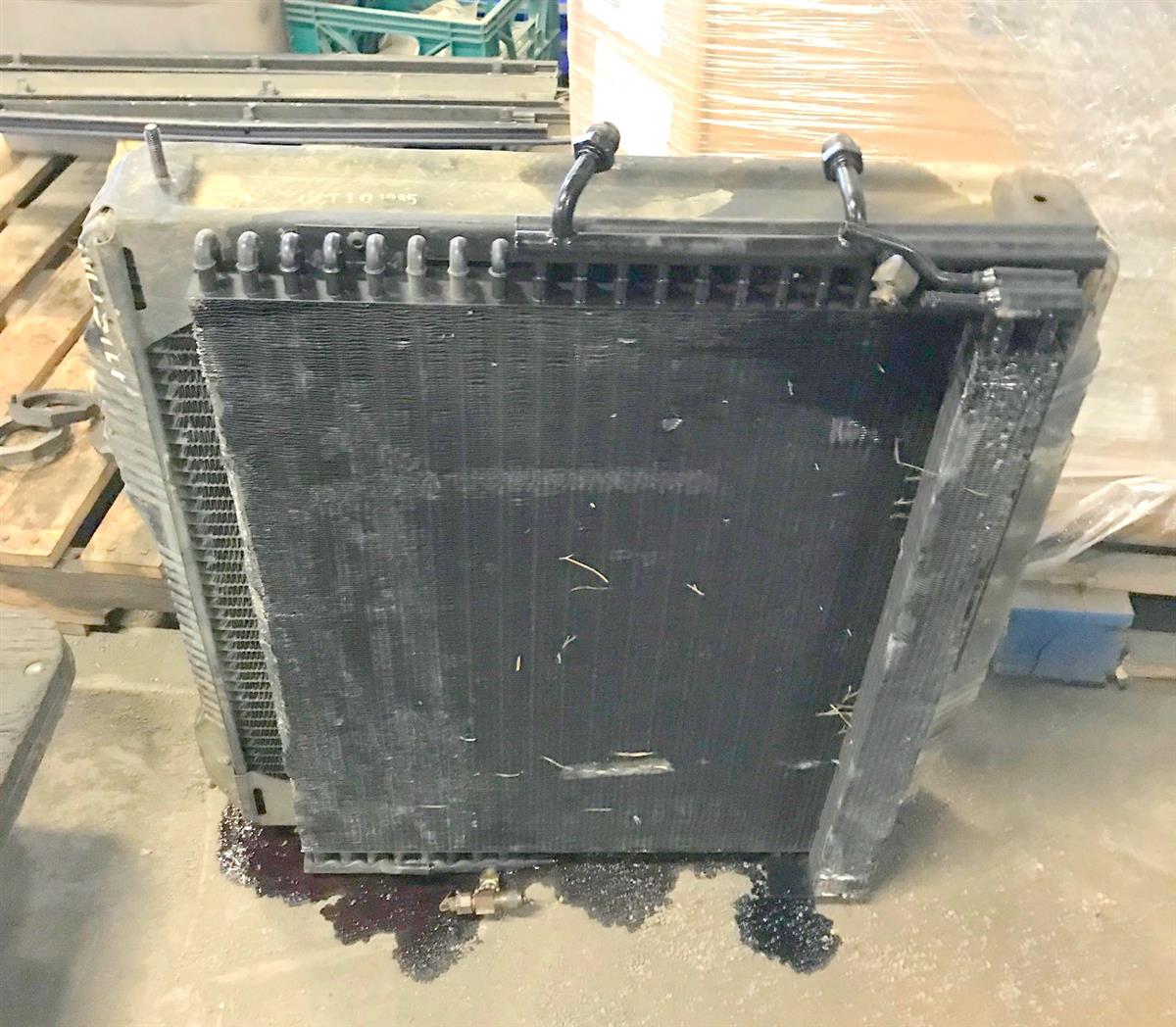 HM-582 | HM-582  Radiator Non-Turbo HMMWV (2).jpg