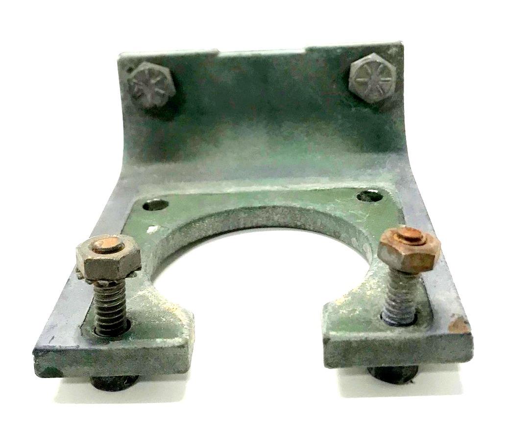 HM-880 | HM-880  Trailer Connector Receptacle Mounting Bracket (2)(USED).jpg