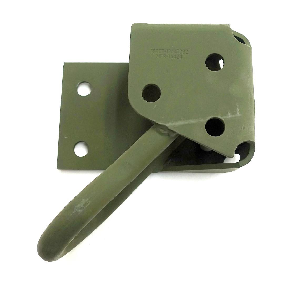 HM-980 | HM-980 Front Passenger Side Tie Down Bracket for HMMWV NOS (1) (Large).JPG