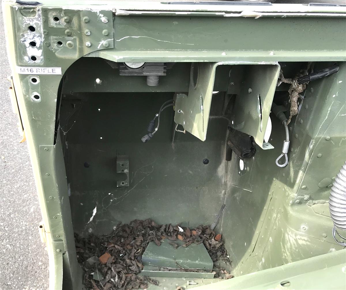 HM-990 | HM-990  HMMWV M1121 Truck Utility Tow Utility Tow Carr, ARMD 1 14 4X4 (16).JPG