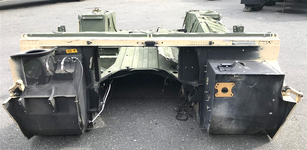 HM-990 | HM-990  HMMWV M1121 Truck Utility Tow Utility Tow Carr, ARMD 1 14 4X4 (20).JPG