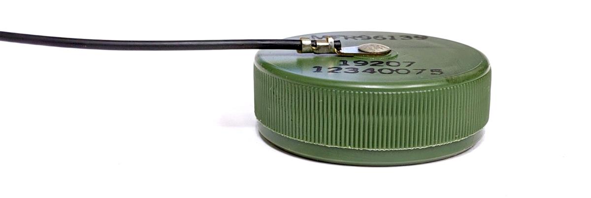 HM-1921 | Hm-1921  STE ICE-R Dust Cap Connector With Retaining Cord HMMWV (9).jpg