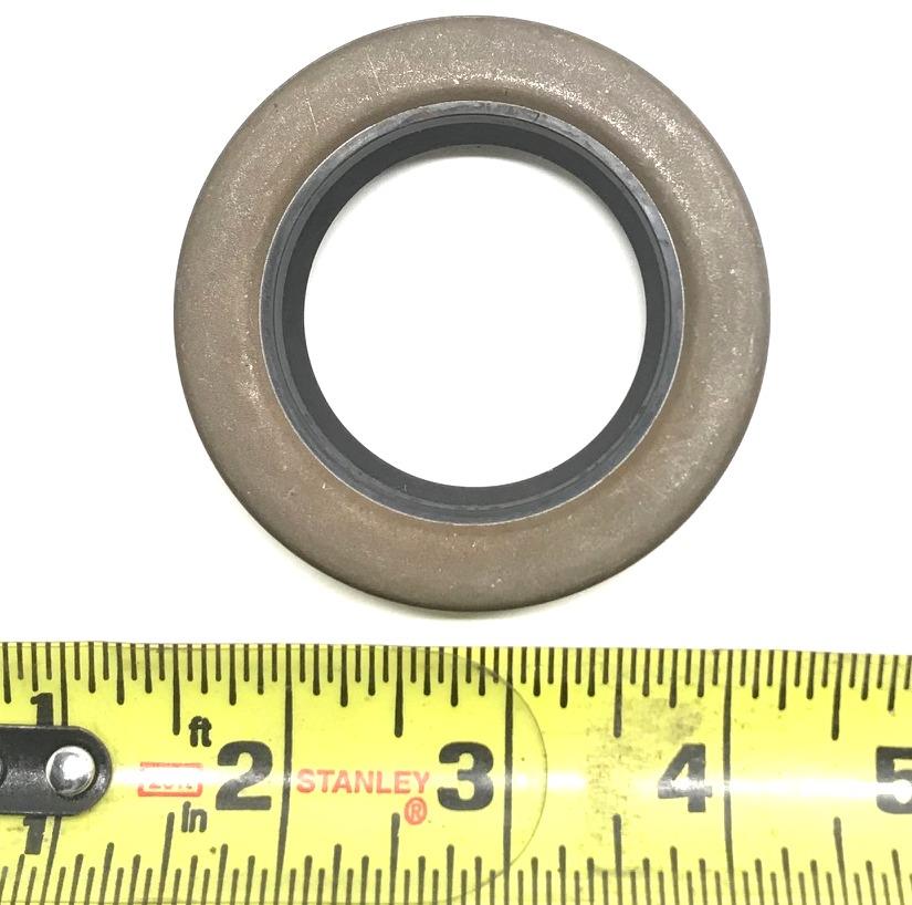 M35-432 | M35-432  Front Winch Seal, Input Shaft Brake End (2).jpg