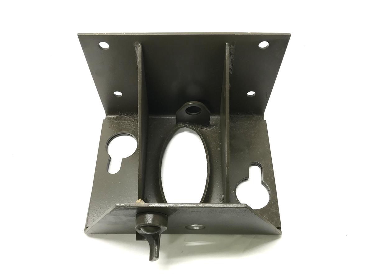 M35-780 | M35-780 Spare Tire Mounting Bracket M35 (1).jpg