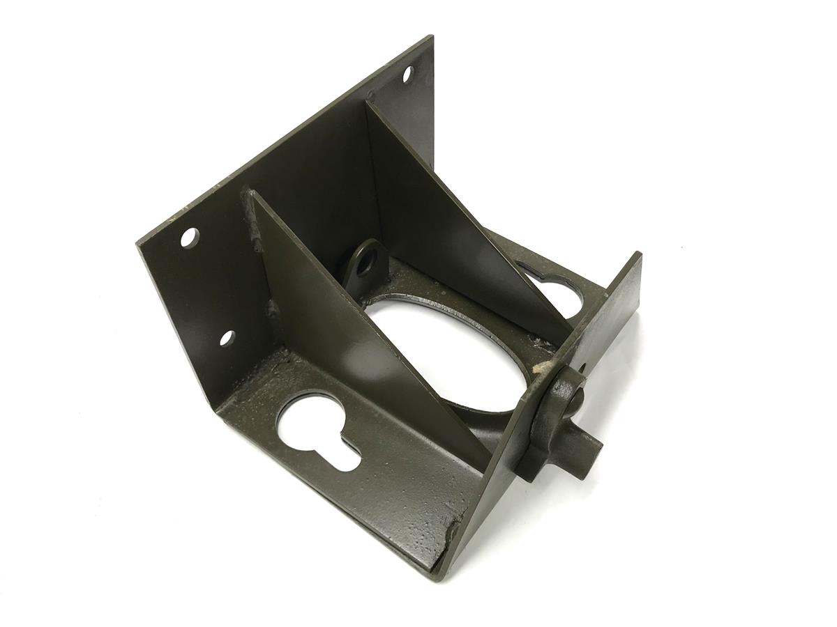 M35-780 | M35-780 Spare Tire Mounting Bracket M35 (2).jpg