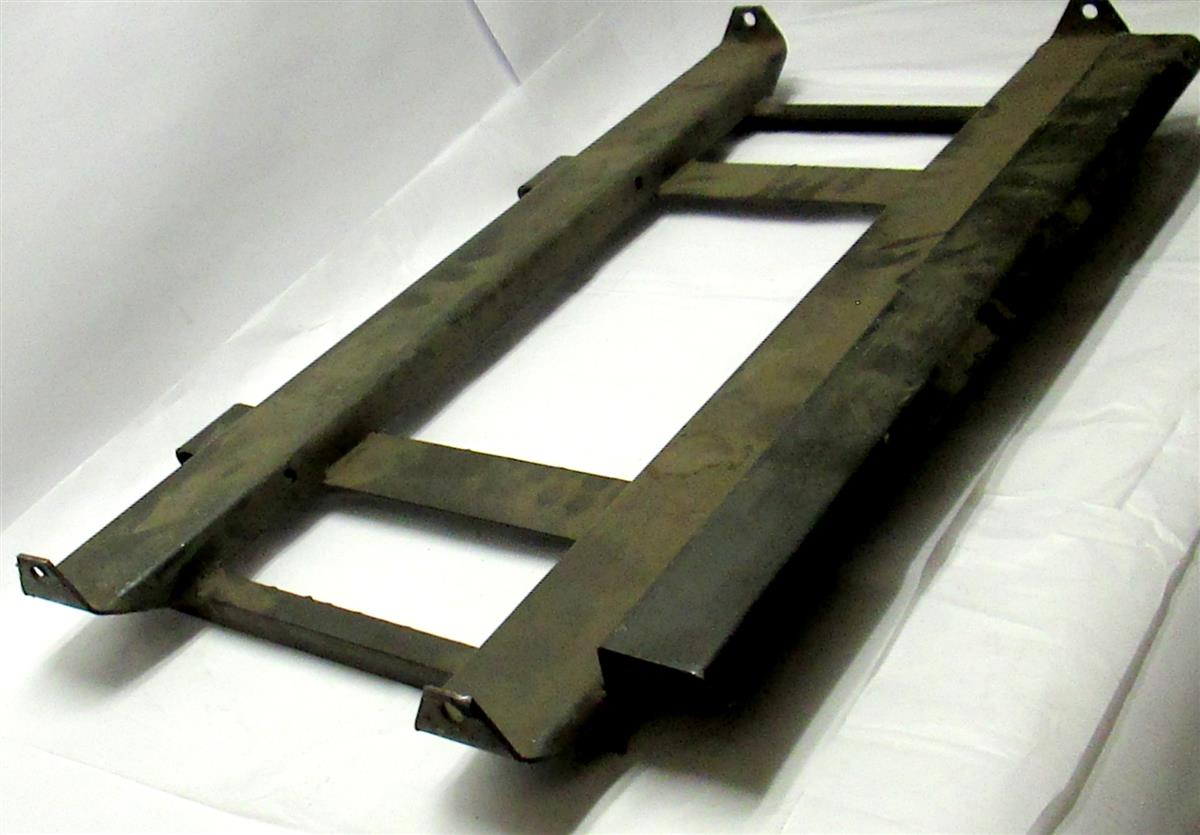 M35-815 | M35-815 Battery Box Support Retainer M35 (1).JPG