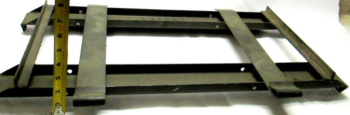 M35-815 | M35-815 Battery Box Support Retainer M35 (7).JPG