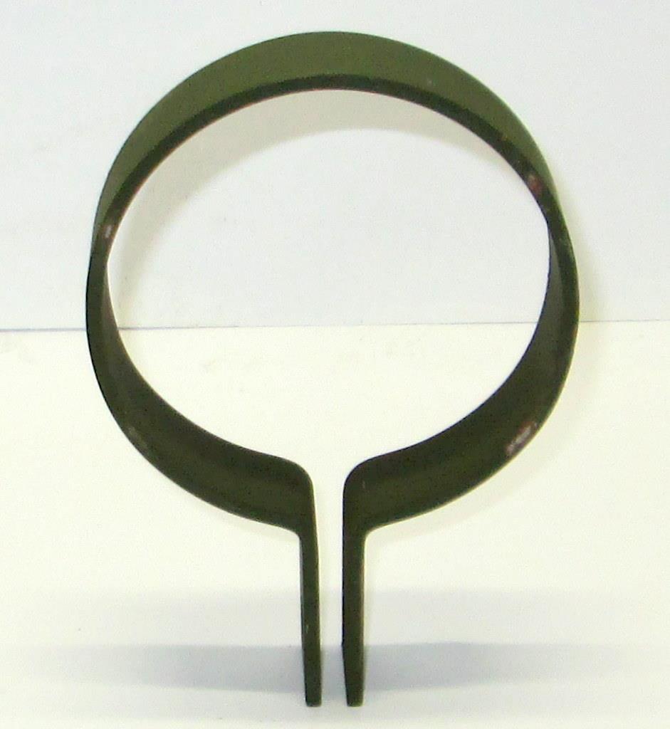 M35-823 | M35-823 Exhaust Pipe Clamp Bracket Multifuel Engine LDT465 M35A2 (12).JPG
