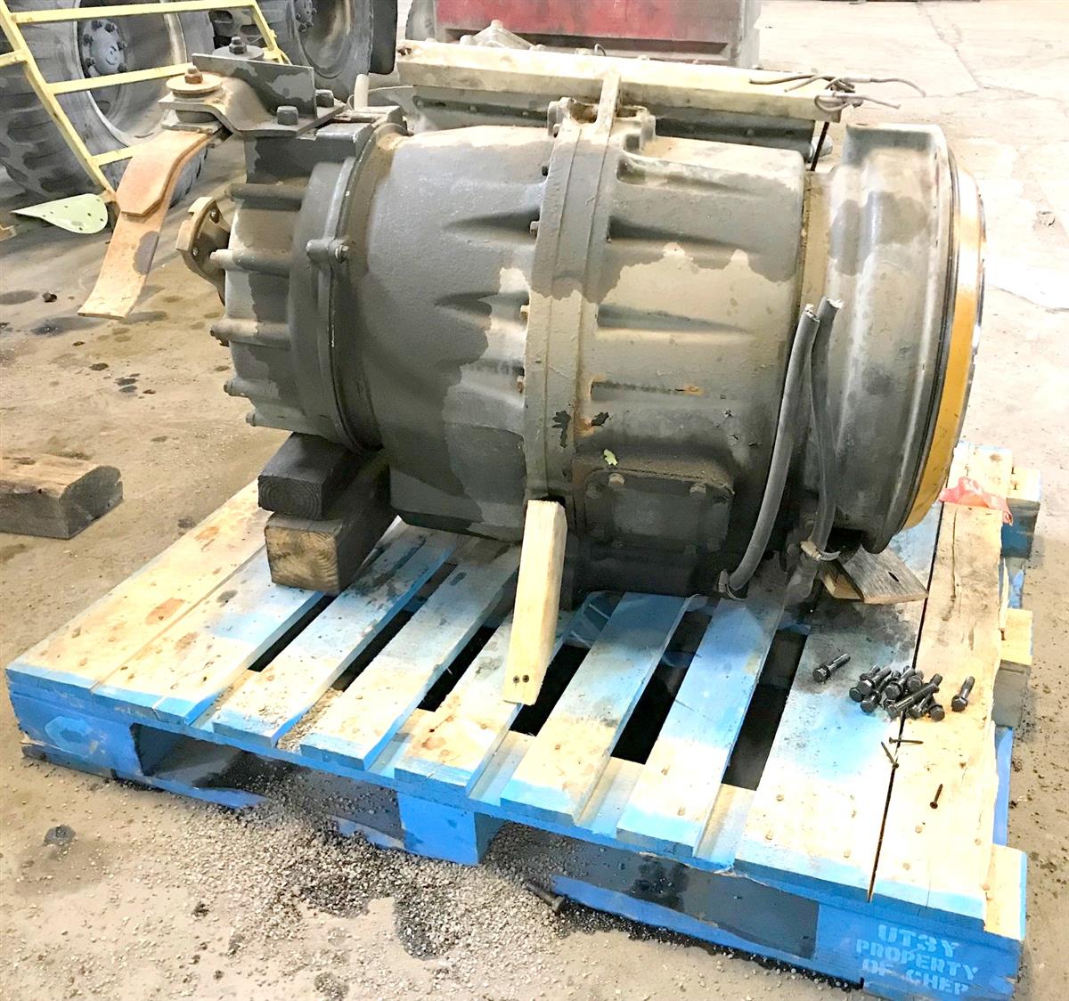 M9-1052 | M9-1052  Caterpillar 7155 Hydraulic Automatic Transmission (USED)(10).jpg