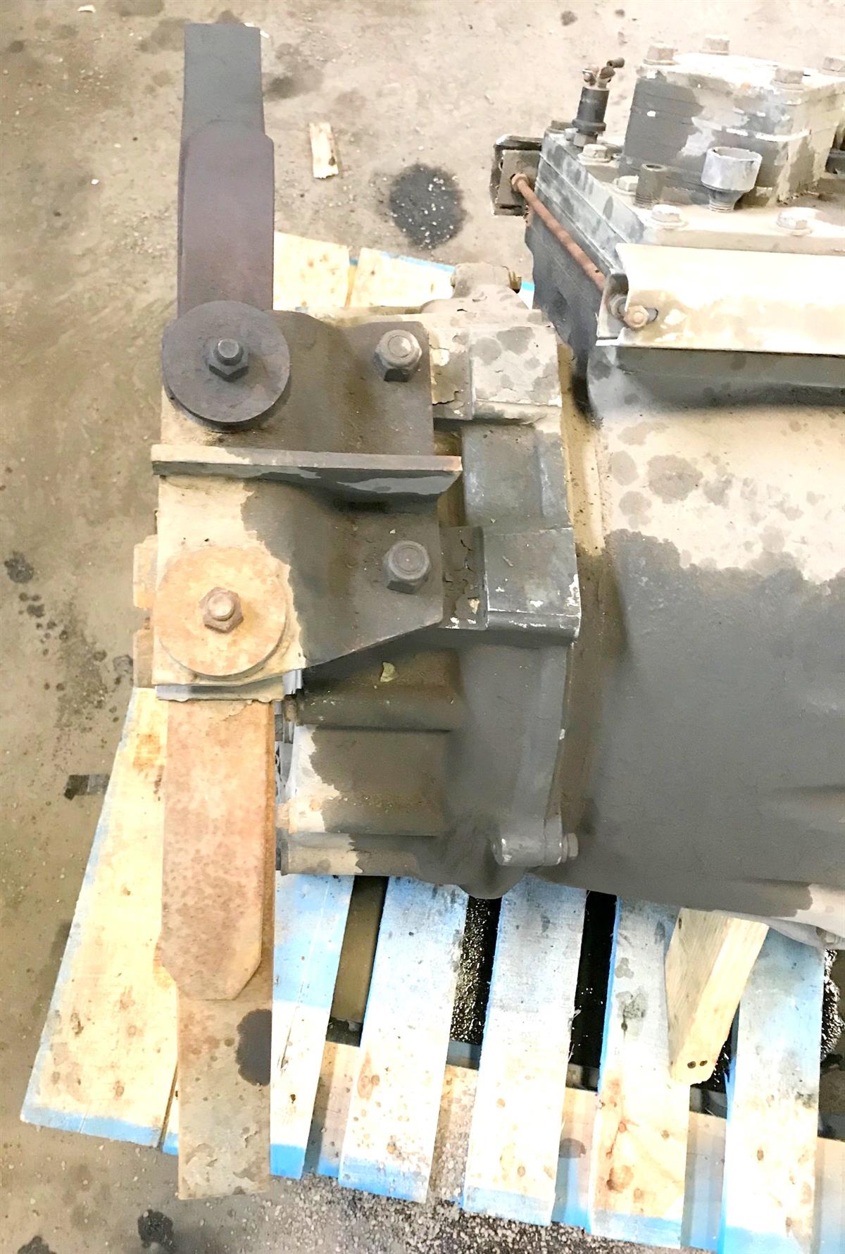M9-1052 | M9-1052  Caterpillar 7155 Hydraulic Automatic Transmission (USED)(15).jpg