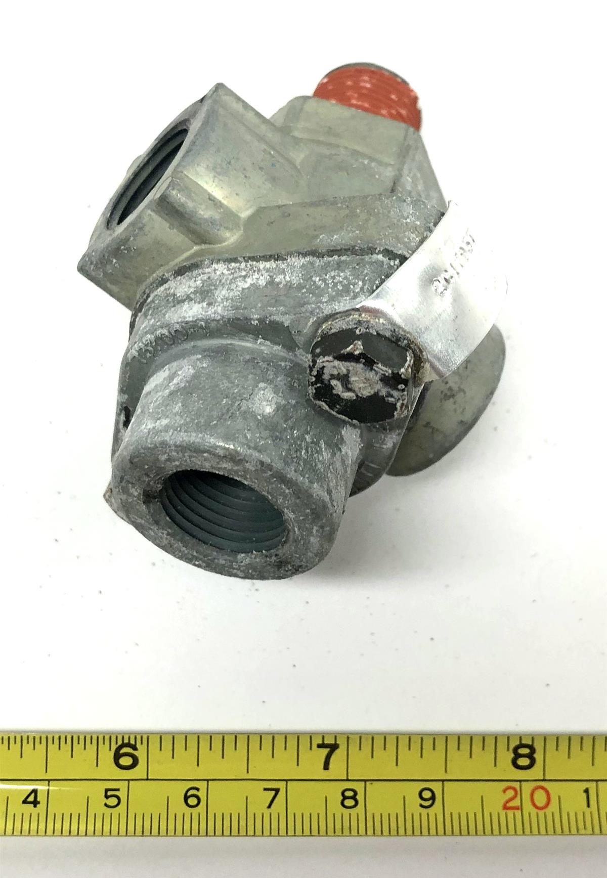 M9-6218 | M9-6218 M915A1 Air Brake DC-4 Double Check Valve (1).JPG