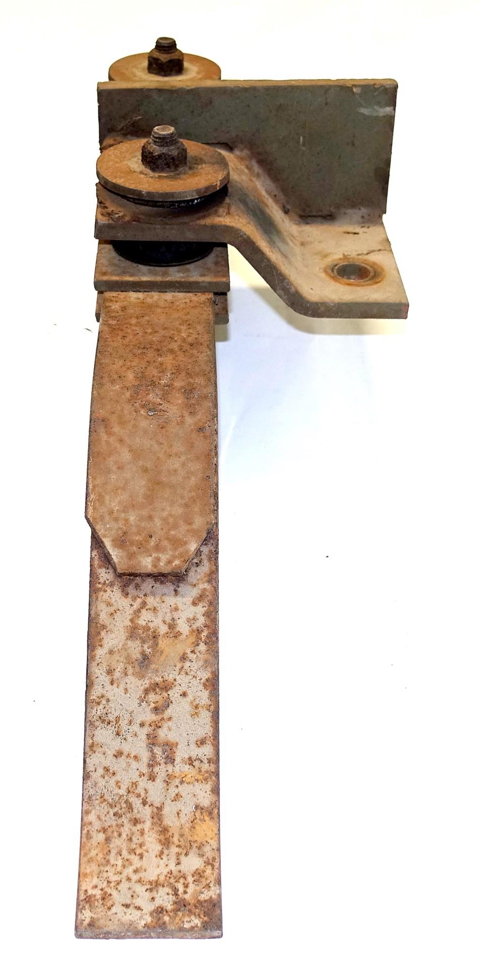 M9-957 | M9-957 Rear Transmission Mount for M915 Series equipped with Caterpillar 16 Speed Semi-Automatic Trans (1) (Large).JPG