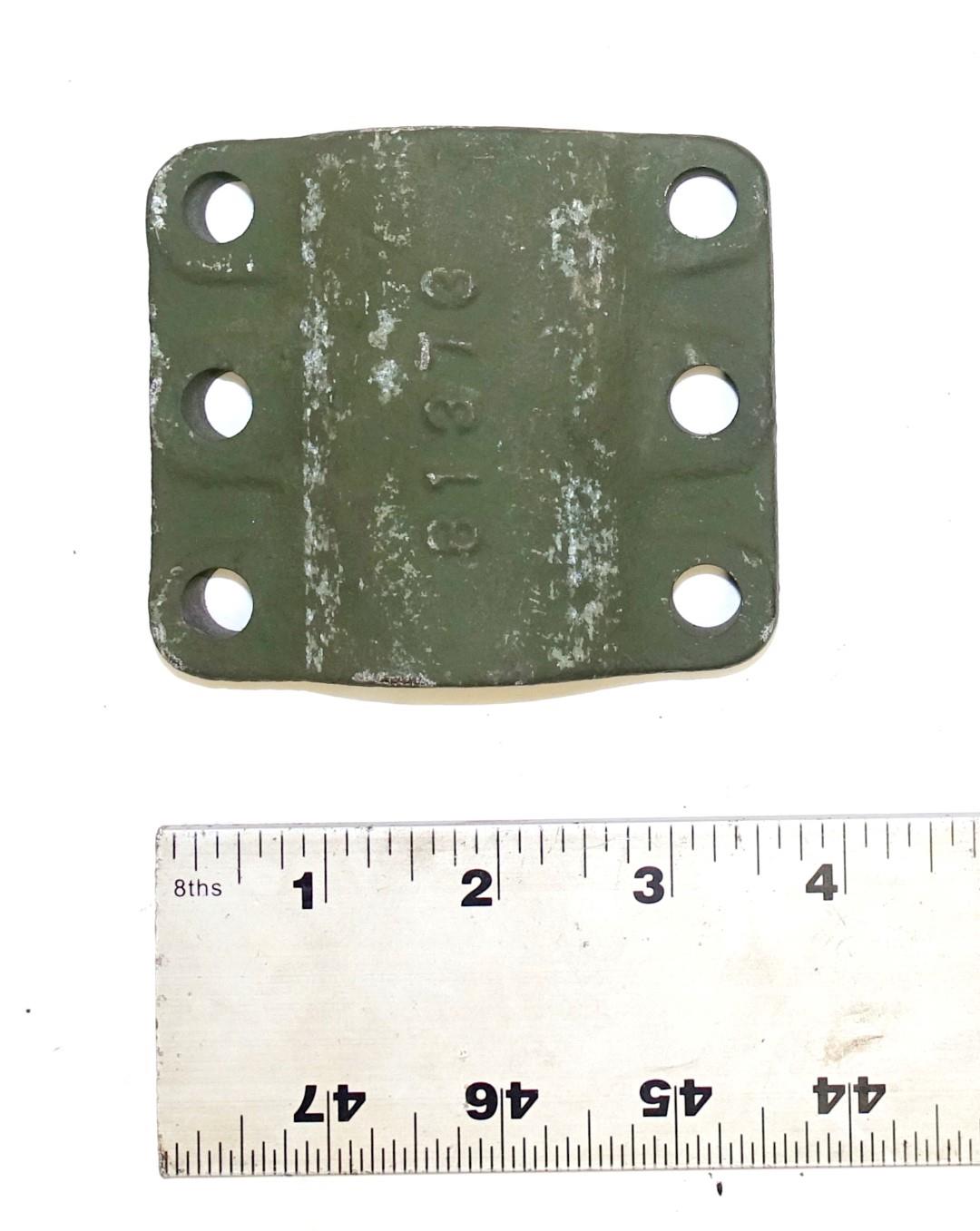 MA3-703 | MA3-703 Steering Asseist Mounting Bracket for M35A3 Series NOS (3).JPG
