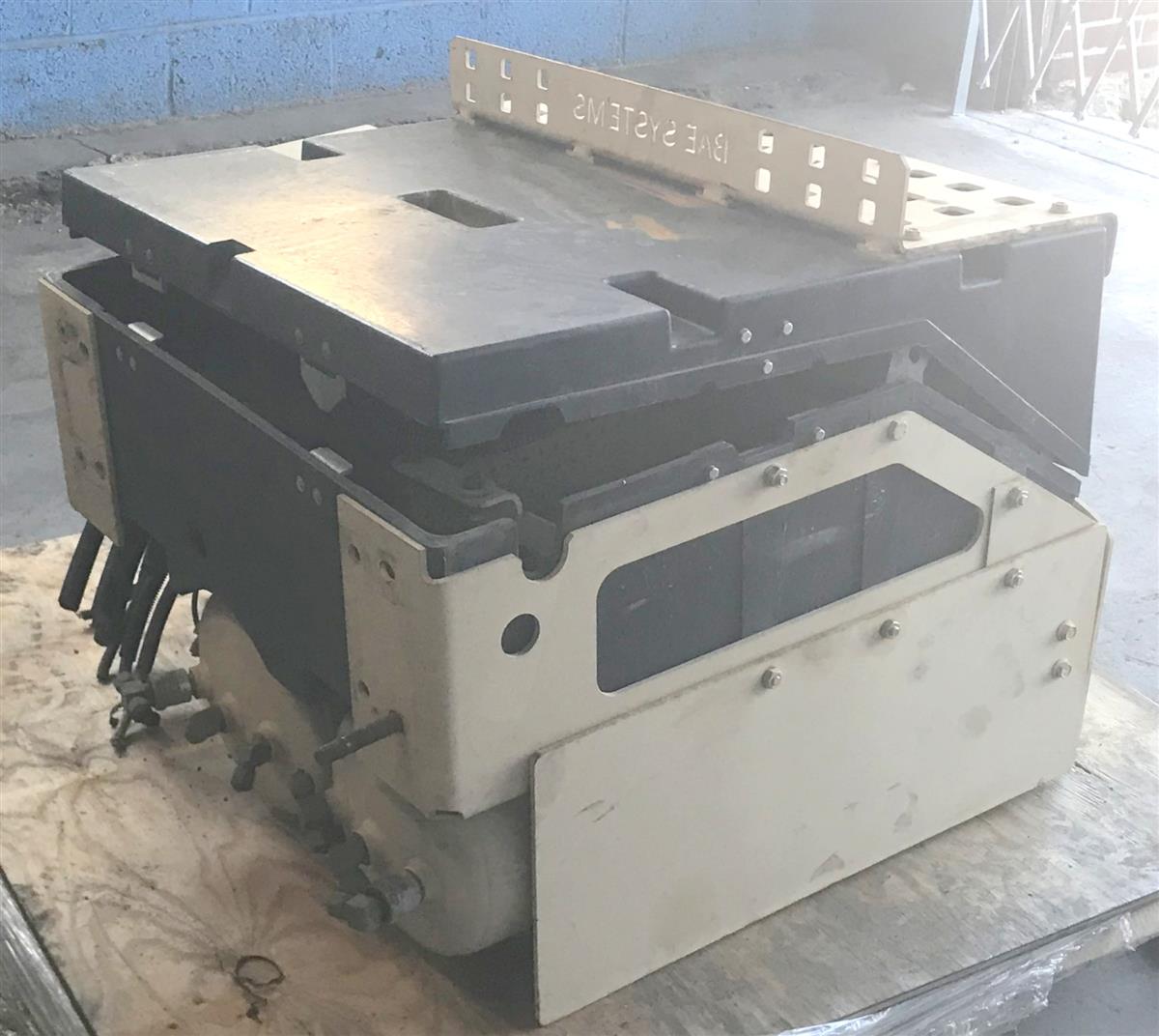 MRAP-281 | MRAP-281  Battery Box BAE Caiman II MRAP (6).jpeg
