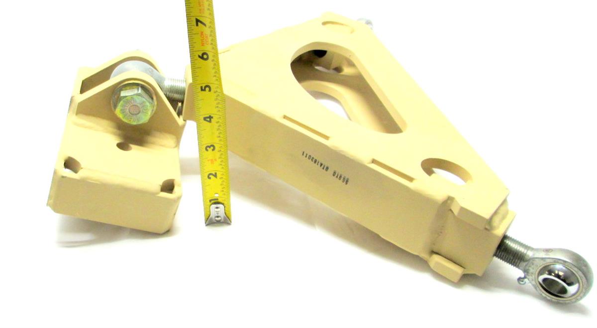 MRAP-365 | MRAP-365 A Frame Bracket Vehicular Component Rear Cab Assembly MRAP  (7).JPG