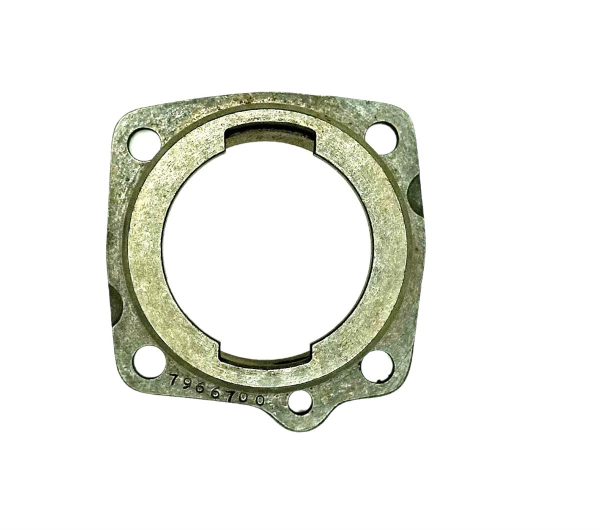 MU-134 | MU-134 Front Axle Pinion Bearing Retainer Mule M274 (1) (Large).JPG