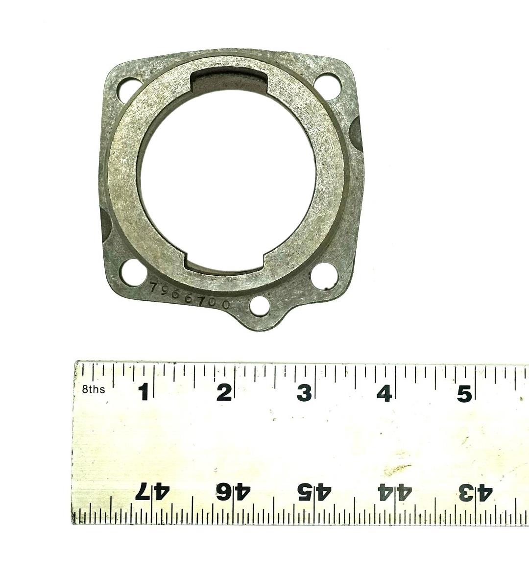 MU-134 | MU-134 Front Axle Pinion Bearing Retainer Mule M274 (6) (Large).JPG
