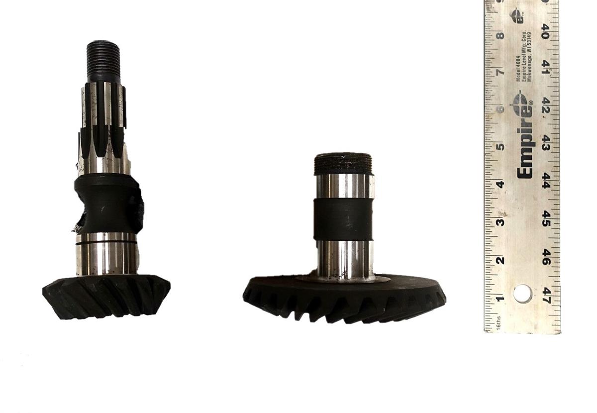 MU-153 | MU-153 Differential Ring and Pinion Mule M274 NOS (13) (Large).jpg