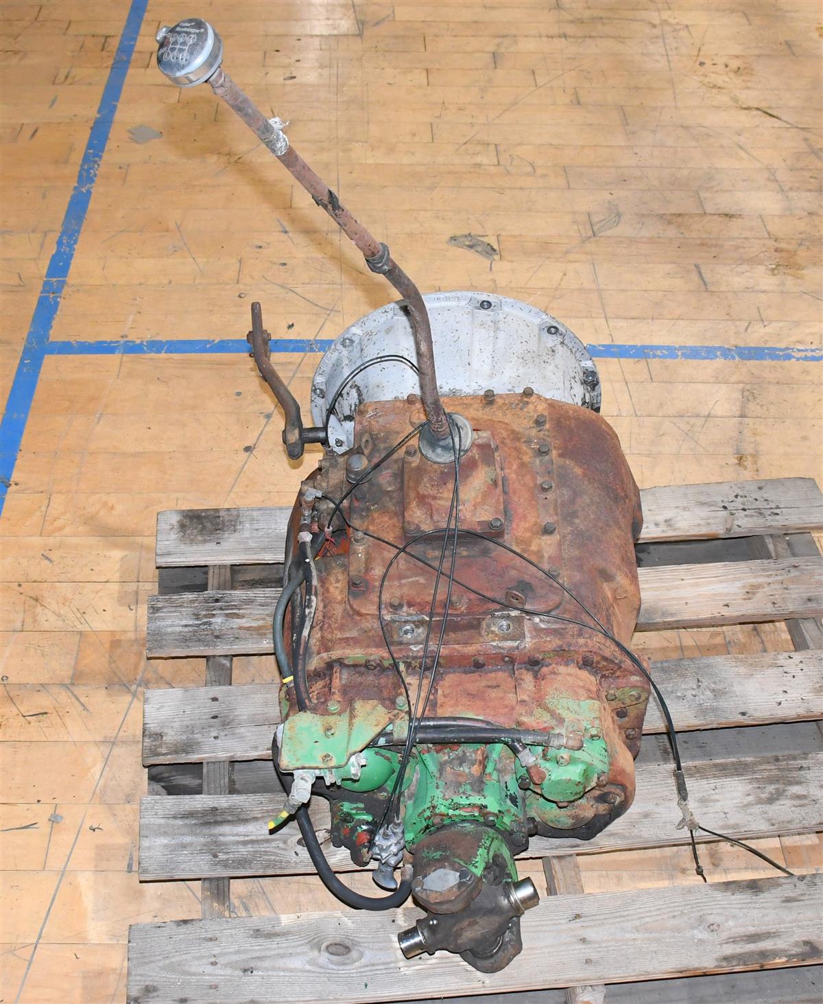 SP-519 | Manual 13 Speed Eaton Fuller Transmission Overdrive (12).JPG