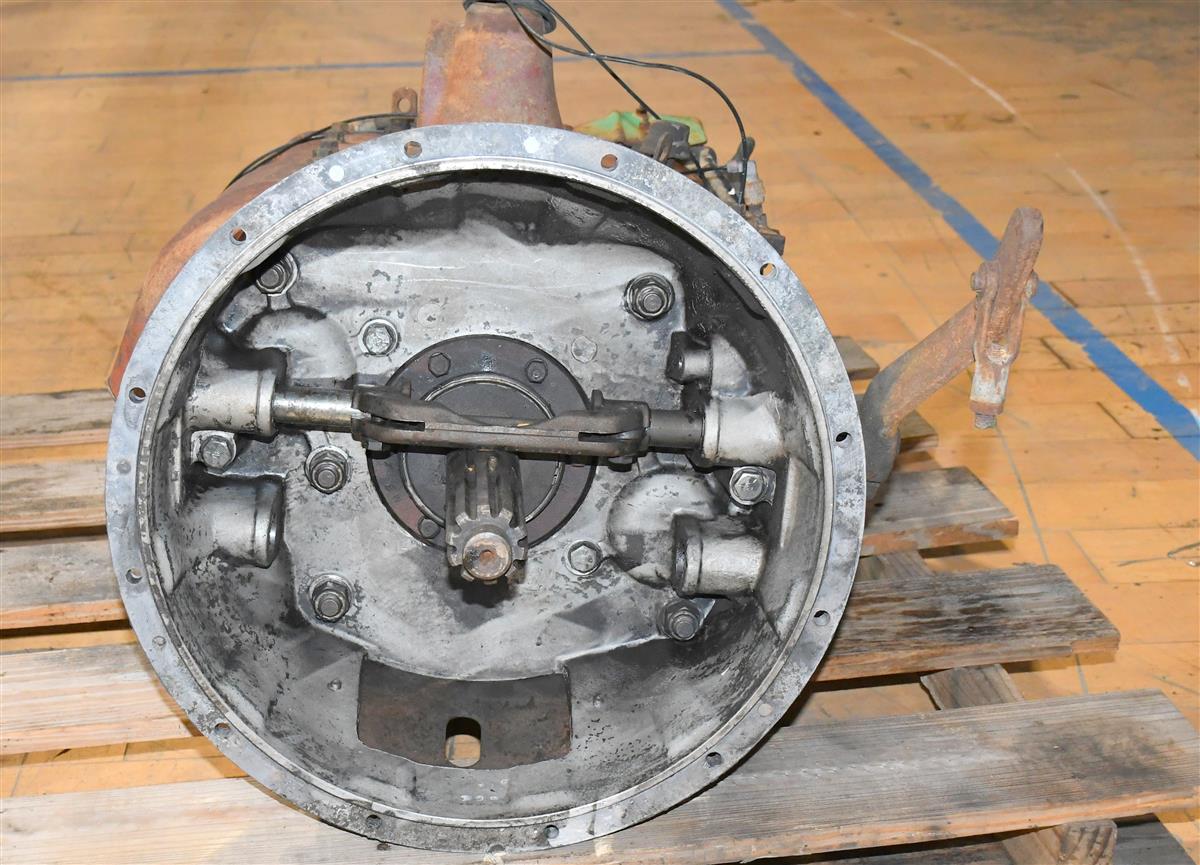 SP-519 | Manual 13 Speed Eaton Fuller Transmission Overdrive (4).JPG