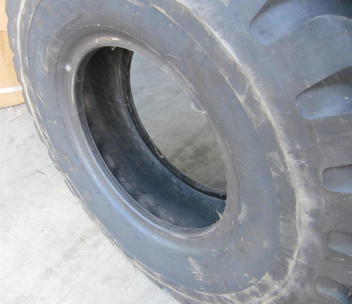 TI-1816 | Michelin XGL 14.00R24 Tire (7).JPG