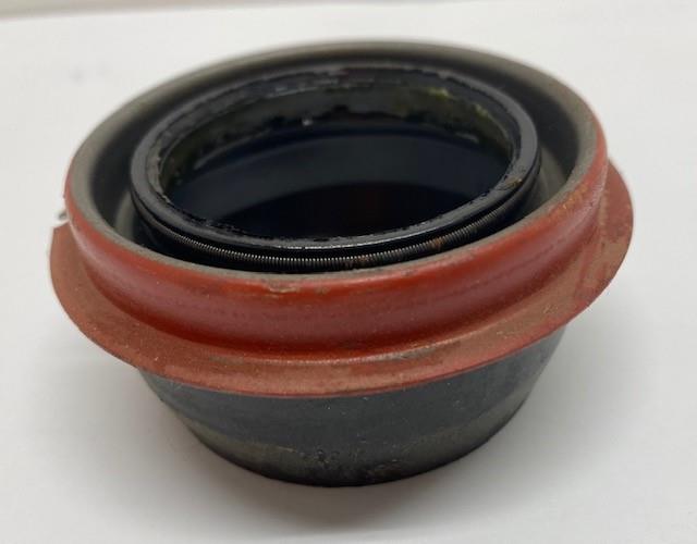 HM-1560 | NP242TCoutputshaftseal-2.jpg