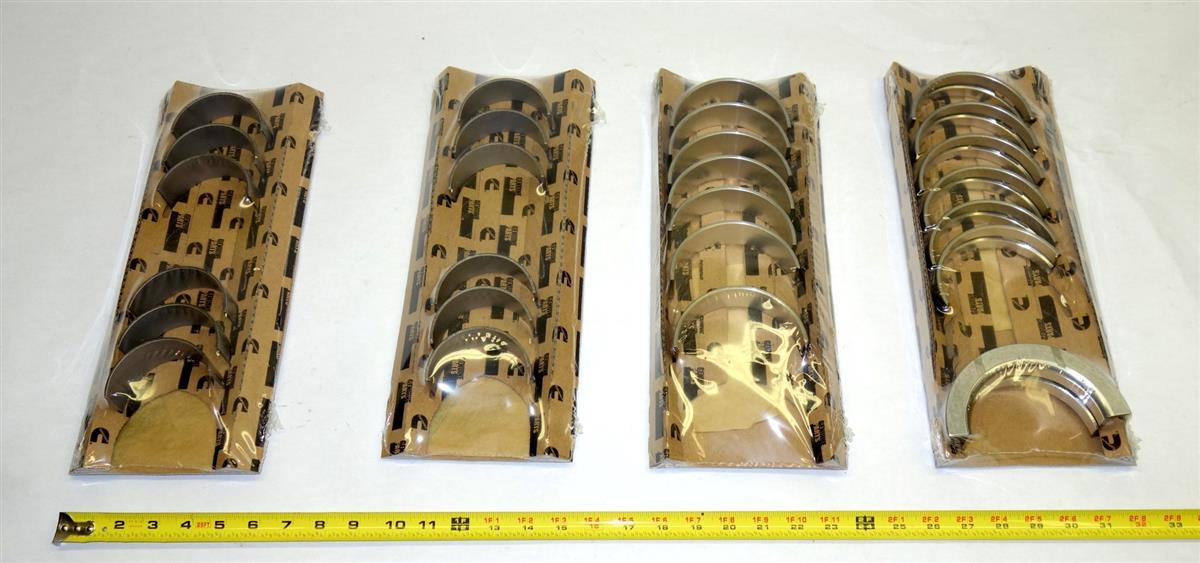 9M-836 | PN 4920045 Cummins 8.3L C Series Diesel Engine Overhaul Kit NOS (10).JPG