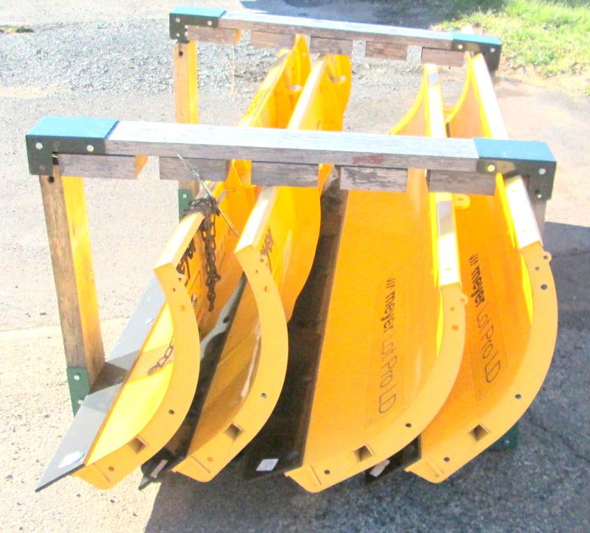 SNOW-036 | SNOW-036 Lot Pro LD 7.5 Foot Plow Meyer Snow Plow (4).JPG