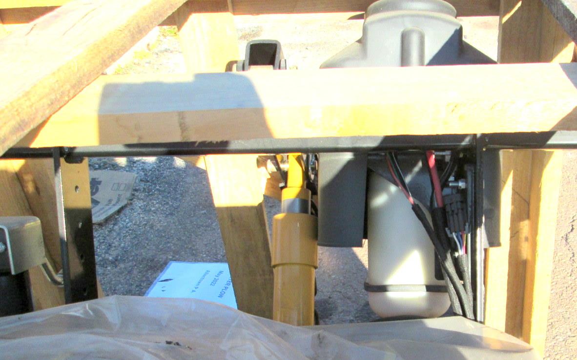 SNOW-054 | SNOW-054 Meyer Drive Pro 5-7.5 SP E72 Lift Mount Frame Meyer Snow Plow (18).JPG