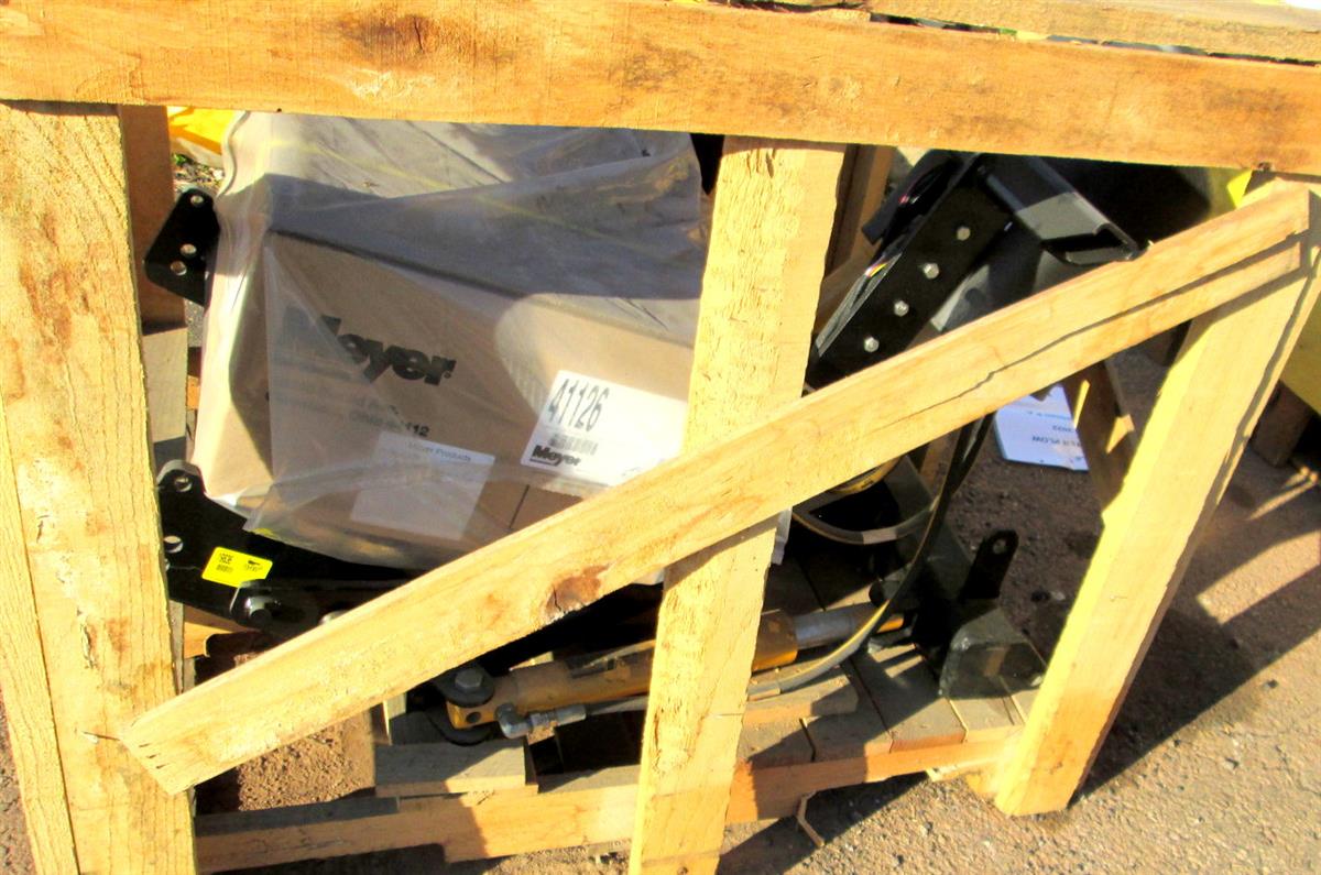 SNOW-054 | SNOW-054 Meyer Drive Pro 5-7.5 SP E72 Lift Mount Frame Meyer Snow Plow (4).JPG