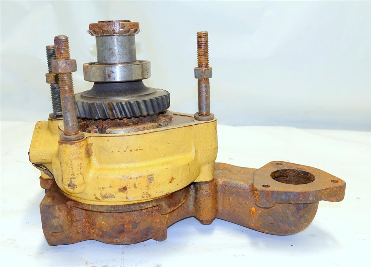 SP-2068 | SP-2068 M520 Goer Engine Coolant Water Pump NOS (4).JPG